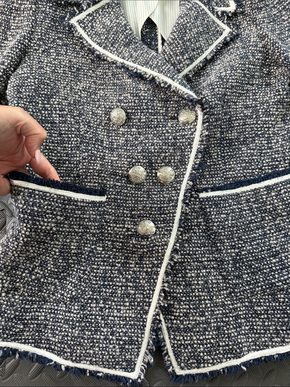 Veronica Beard Theron Tweed Double-Breasted Blazer Jacket Navy White Size 6 - Picture 11 of 15